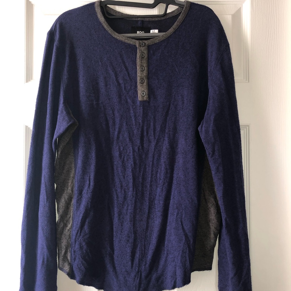 BDG Men’s Crewneck Light Sweater
